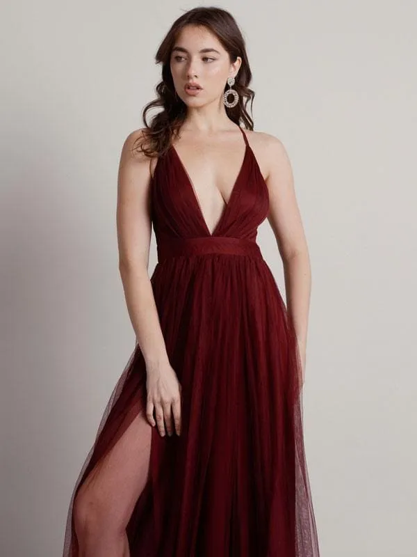 Burgundy Evening Dress A-Line V-Neck Zipper Pleated Chiffon Tulle Maxi Formal Dinner Dresses