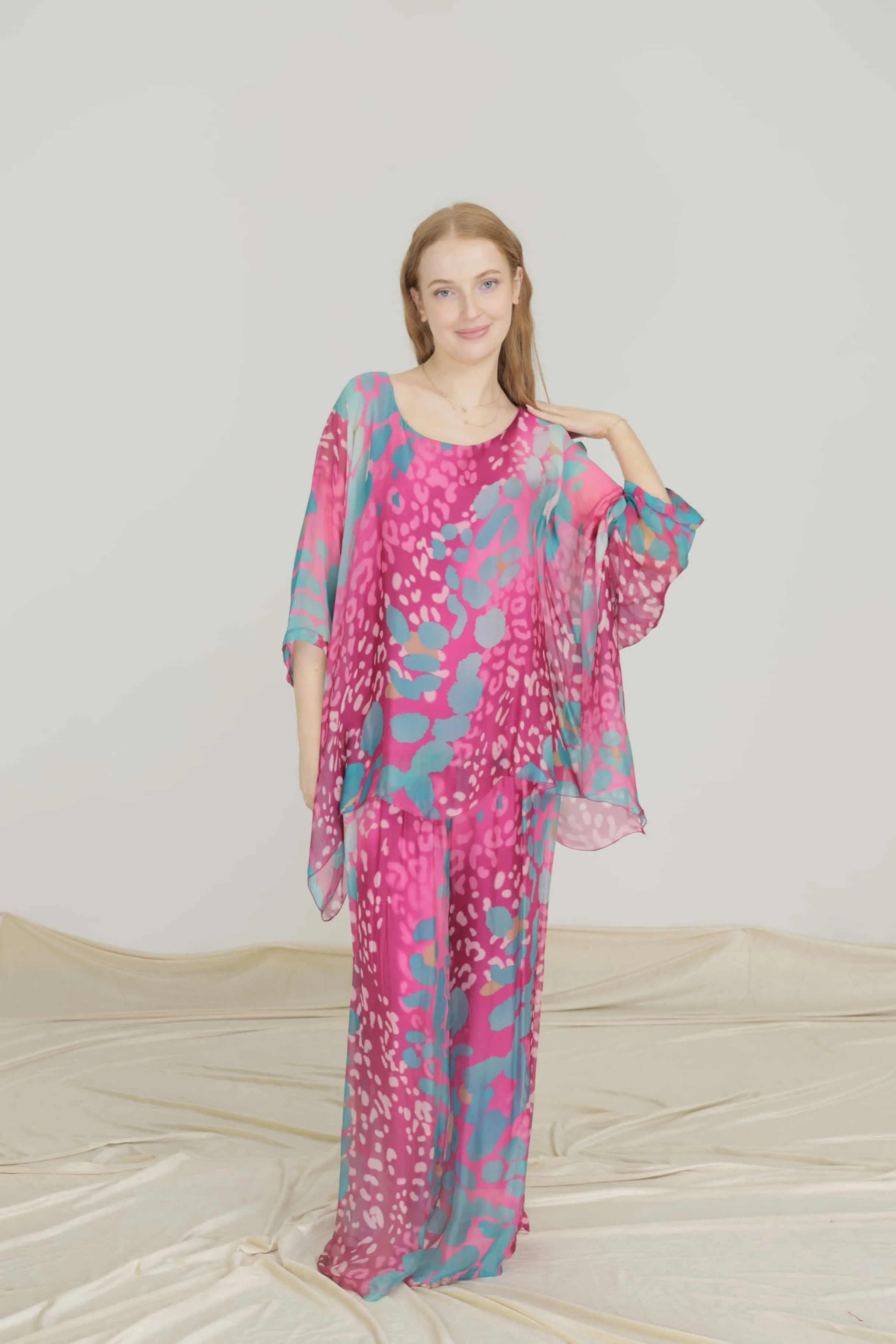 Wednesday Lulu- Silk Floral Pants Fuschia